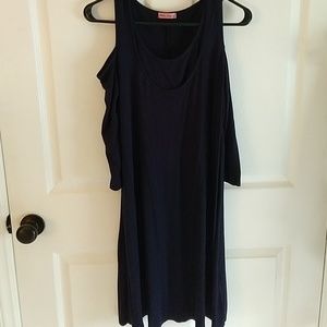 Made for nursing moms  navy stretchy dress 👗